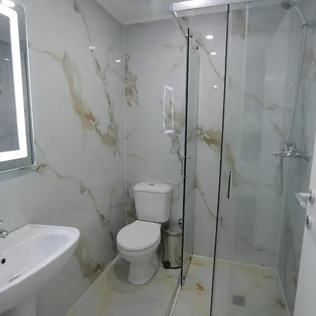 Apartament Arlis - Near North And South Terminal *